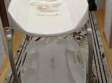 Uşaq geyim masası