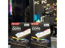 Operativ yaddaş “Team Group T-Force RGB DDR5 32GB”