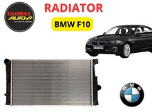 "BMW F10 528i" su radiatoru