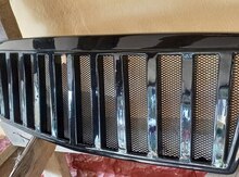 "Mercedes W202" radiator barmaqlığı