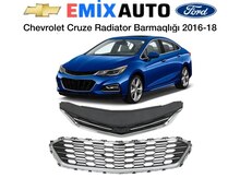 "Chevrolet Cruze" radiator barmaqlığı
