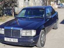 Mercedes E 230, 1990 il