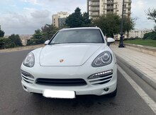 Porsche Cayenne, 2012 il
