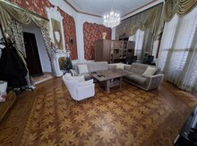 2-otaqlı mənzil, 28 May m., 75 m²
