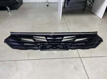 "Hyundai Elantra 2023-2024" radiator barmaqlığı