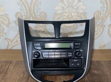 "Hyundai Accent" maqnitolası