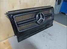 "Mercedes Gelendvagen W463 2015" radiator barmaqlığı