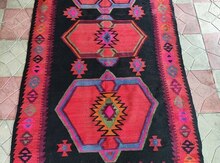 Qədimi kilim