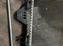 "Porsche" radiatoru