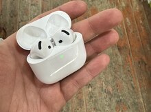 AirPods 4