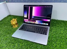 Apple Macbook Air