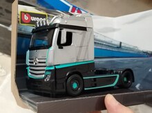 "Mercedes-Benz Actros" modeli