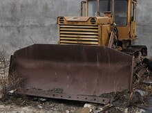 Buldozer, 1990 il