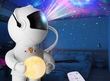 LED lampa proyektor "Astronavt"