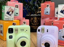 Fotoaparat "İnstax mini 12"