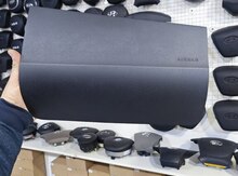 "Mercedes-Benz" sərnişin airbag