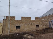 4 sot torpaq sahəsi, Sevinc qəs.