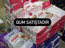 Pişik üçün qum