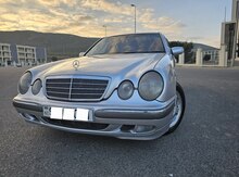 Mercedes E 320, 2000 il