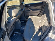 Volkswagen Passat, 2002 il