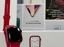 Apple Watch Series 7 Aluminum Red 45mm