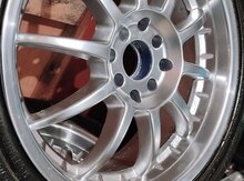 "Lider" təkərləri 215/45 R17