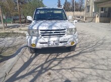 Mitsubishi Pajero io, 2001 il