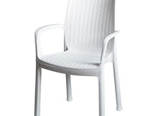 Plastik oturacaq 