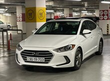Hyundai Elantra, 2018 il