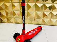 Samokat "Ferrari"