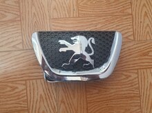 "Peugeot 406" radiator barmaqlığı emblemi