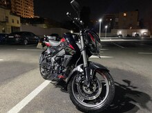 Bajaj ns200