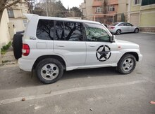 Mitsubishi Pajero io, 2000 il