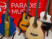 Akustik gitara
