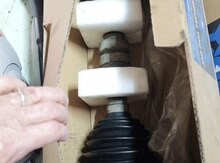 "Nissan Maxima" oynaqlı birləşməsi 