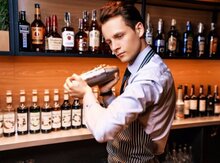 Barmen işi axtarıram