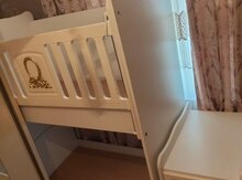 İkimərtəbəli çarpayı