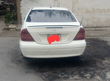 Mercedes C 240, 2001 il