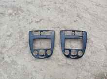 "Daewoo Gentra" monitor çərçivəsi