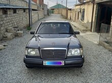 Mercedes E 220, 1995 il