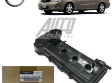 "Nissan Sunny" mühərrikin üst qapağı