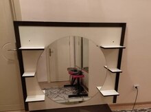 Salon komodu