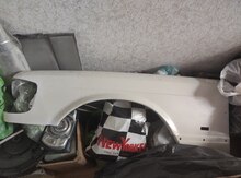 "Mercedes W126" sol qanadı