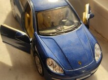 "Porsche Panamera" fara şüşəsi