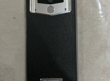 Telefon "Oukitel"
