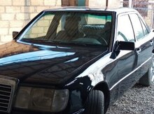 Mercedes E 200, 1990 il