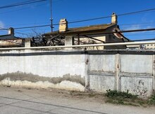 Həyət evi, Şüvəlan qəs.)