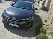 Hyundai Elantra, 2019 il