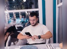 Ofisiant işi axtarıram