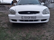 Hyundai Sonata, 2000 il